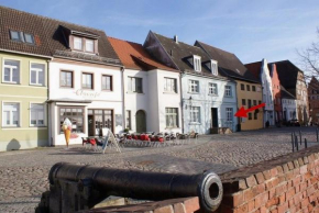 Steuerbord am Hafen - ABC90 Wismar